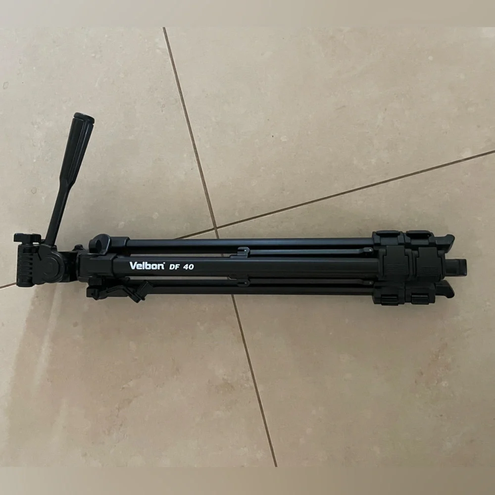 Velbon DF-40 Camera Tripod